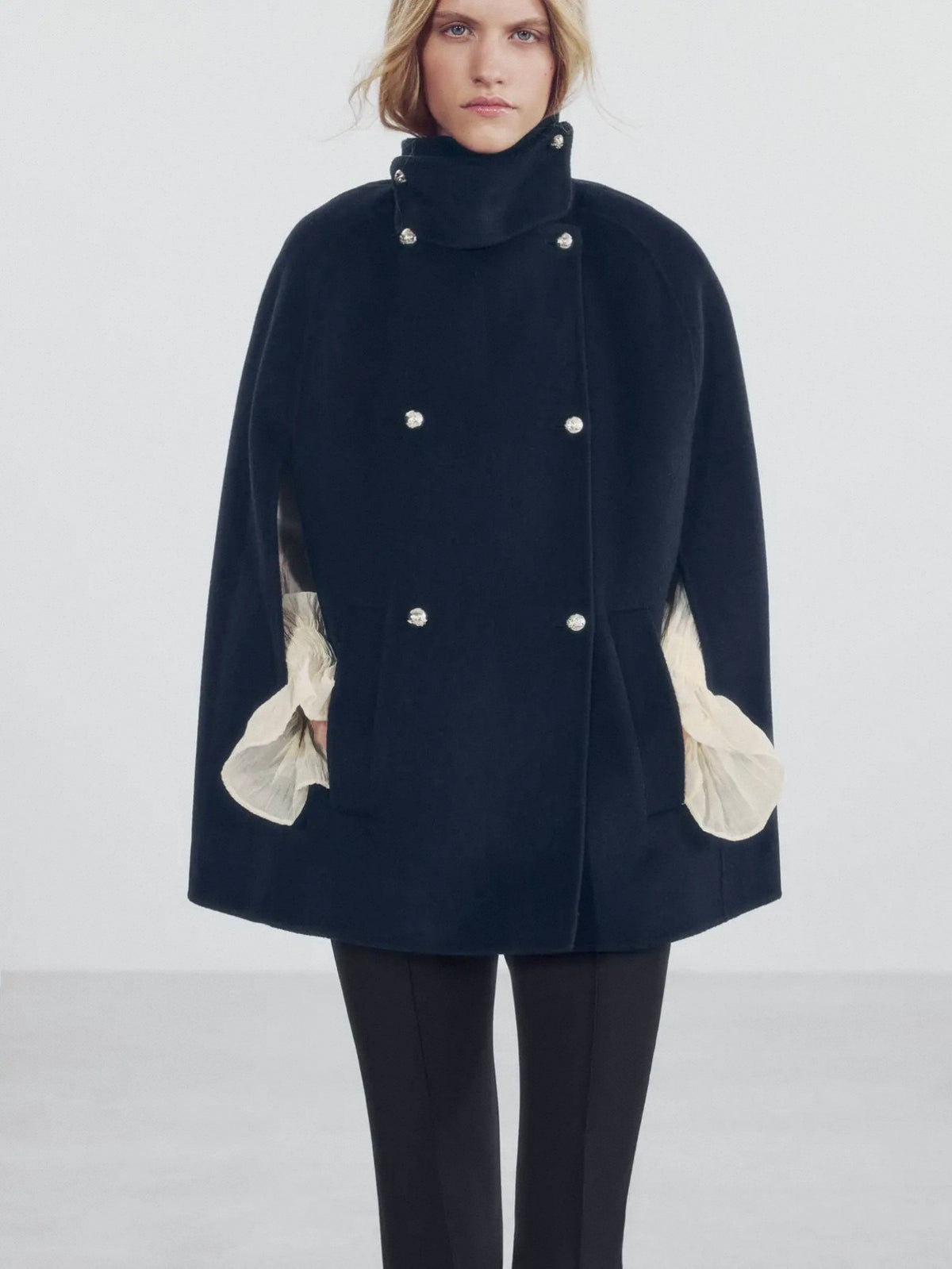 Élise Cape